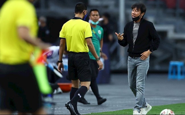 Thua 0-4 lượt đi, HLV Shin Tae Yong khẳng định không bỏ cuộc