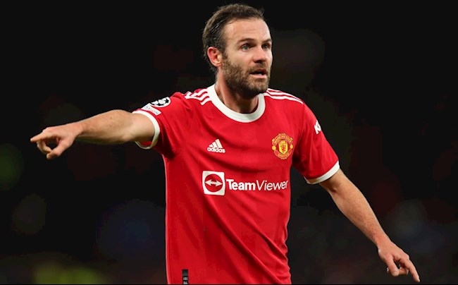 Juan Mata chọn ra đội hình hoàn hảo, gây sốc với vị trí HLV