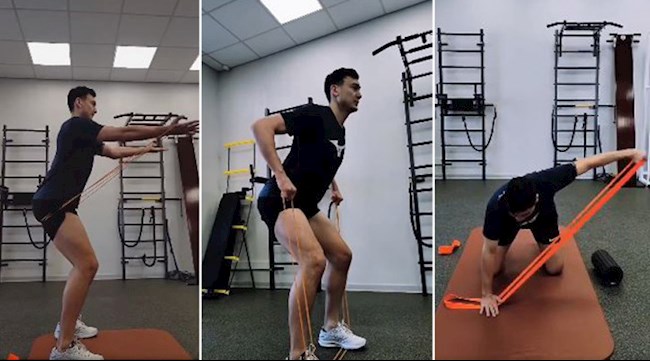 Văn Hậu, Văn Lâm báo tin mừng cho HLV Park Hang Seo