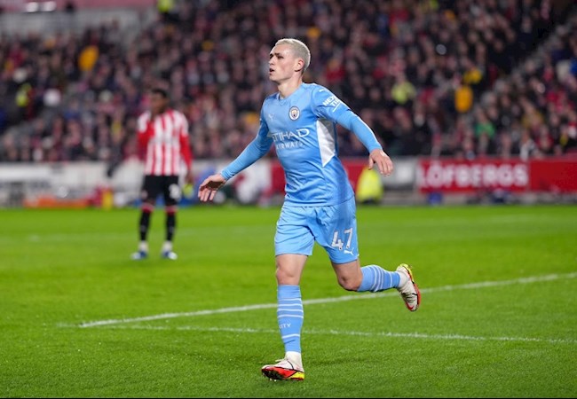 Foden đưa Man City vươn lên dẫn bàn