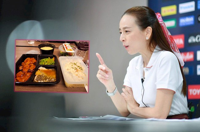 Trưởng đoàn Thái Lan đồng tình với thầy Park vụ đồ ăn tại Singapore