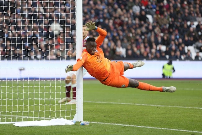 2 sai lầm nghiêm trọng của Edouard Mendy trước West Ham