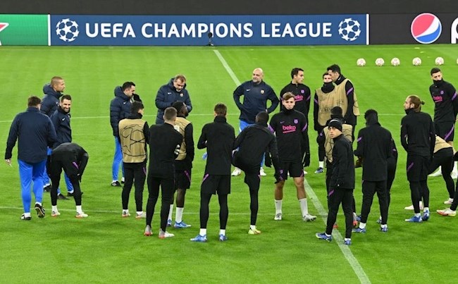 Barca không gặp thiên thời trong trận đấu với Bayern