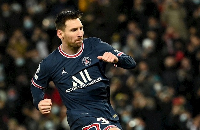 Messi ấn định tỷ số từ chấm 11m