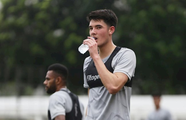 Truyền thông Indonesia rối bời khi đội nhà mất Elkan Baggott hình ảnh