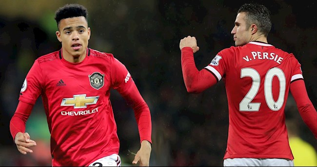 Viên kim cương của Man Utd được ví với Van Persie