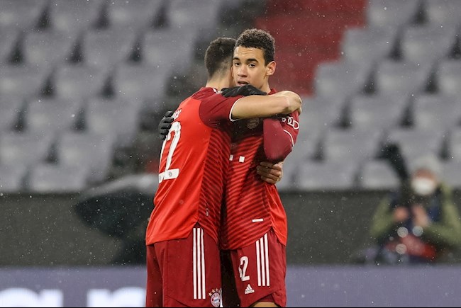 Thần đồng Musiala ấn định chiến thắng 3-0 cho Bayern Thần đồng Musiala ấn định chiến thắng 3-0 cho Bayern