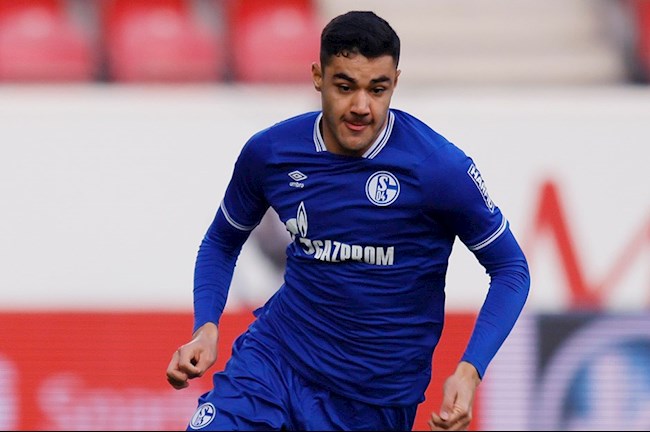 Liverpool chuẩn bị đón thêm 1 trung vệ tới Anfield hình ảnh