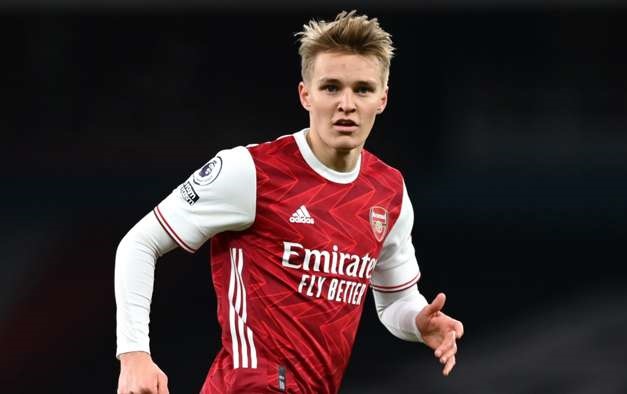 Arsenal nhận chỉ trích vì chiêu mộ Odegaard hình ảnh