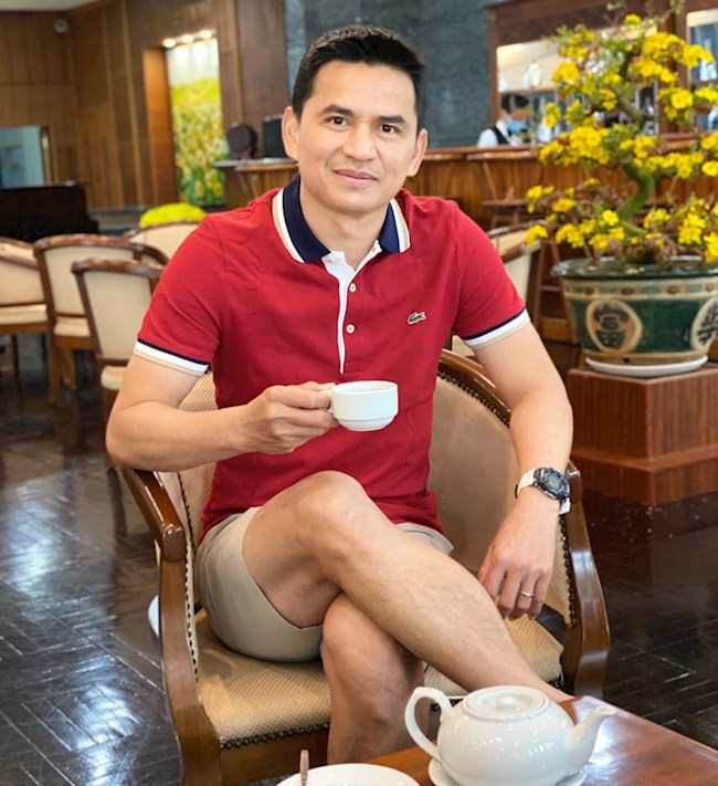 HLV Kiatisuk Senamuang Chúc mọi người một năm mới bình an hình ảnh HLV Kiatisuk Senamuang Chúc mọi người một năm mới bình an hình ảnh