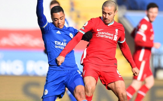 Không ghi bàn không kiến tạo, Thiago Alcantara bị chỉ trích dữ dội