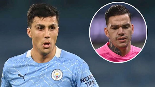 Tiền vệ Rodri đã tranh sút 11m ở trận Man City vs Tottenham hình ảnh
