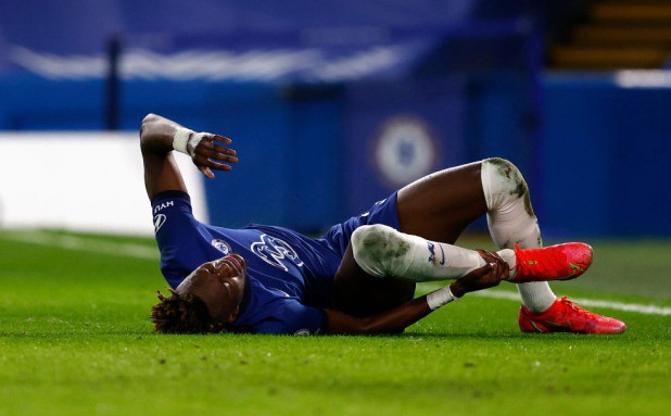Tiền đạo Tammy Abraham dính chấn thương sau trận thắng Newcastle hình ảnh