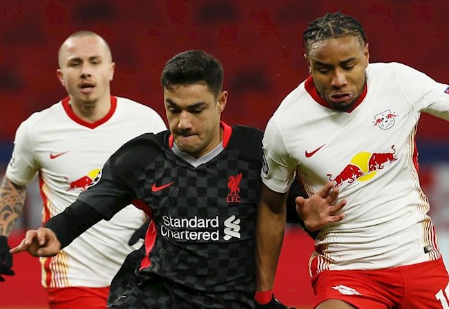 Ozan Kabak có một trận đấu ấn tượng