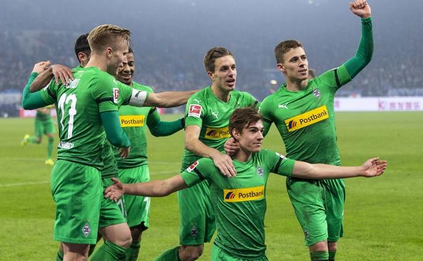 Hết Arsenal, đến lượt Gladbach buông lời thách thức Man City