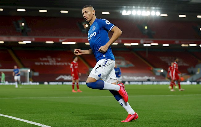Richarlison đưa Everton vươn lên dẫn bàn từ rất sớm