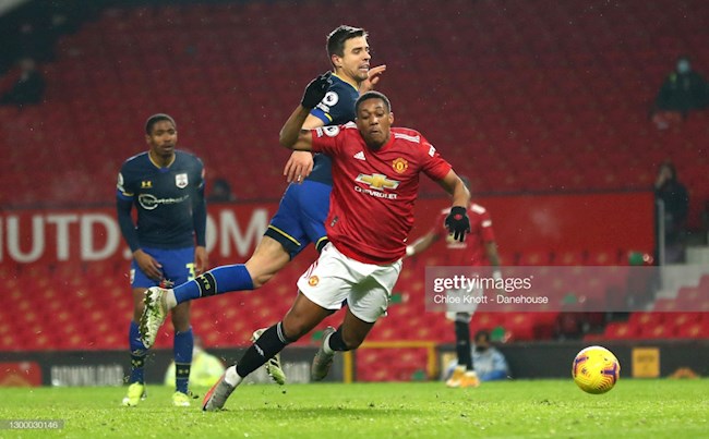 Ngay cả HLV Solskjaer cũng lên tiếng bảo vệ Southampton hình ảnh