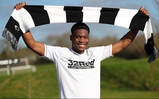 HLV Solskjaer nhờ cậy Rooney vụ hậu vệ Teden Mengi hình ảnh