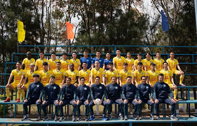 Công Phượng mất tích trong ảnh chụp tập thể của HAGL hình ảnh