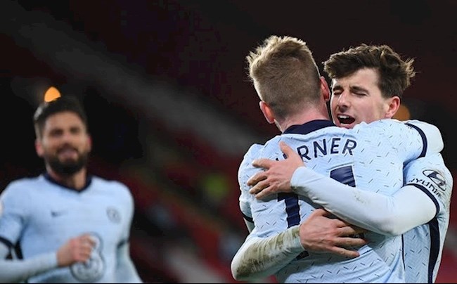 Chelsea đánh bại Sheffield 2-1