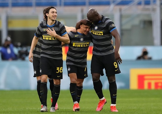 Darmian (số 36) và Alexis (số 7) ghi 2 bàn còn lại cho Inter Milan
