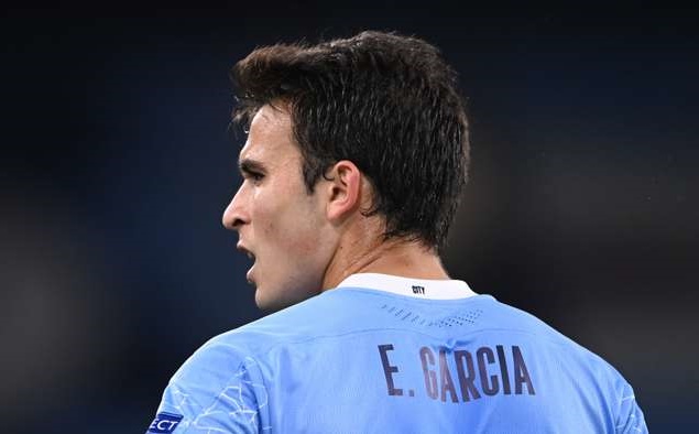 Pep Guardiola đau lòng vì không thể sử dụng con trai Eric Garcia hình ảnh