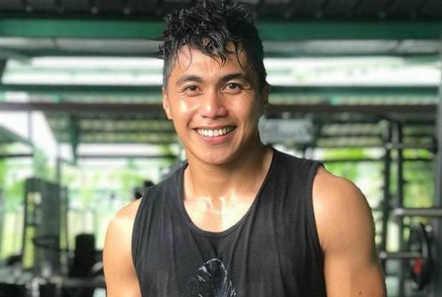 Chiêm ngưỡng vẻ đẹp chuẩn soái ca của cựu chuyền hai Indonesia hậu chuyển giới hình ảnh 2 Chiêm ngưỡng vẻ đẹp chuẩn soái ca của cựu chuyền hai Indonesia hậu chuyển giới hình ảnh 2