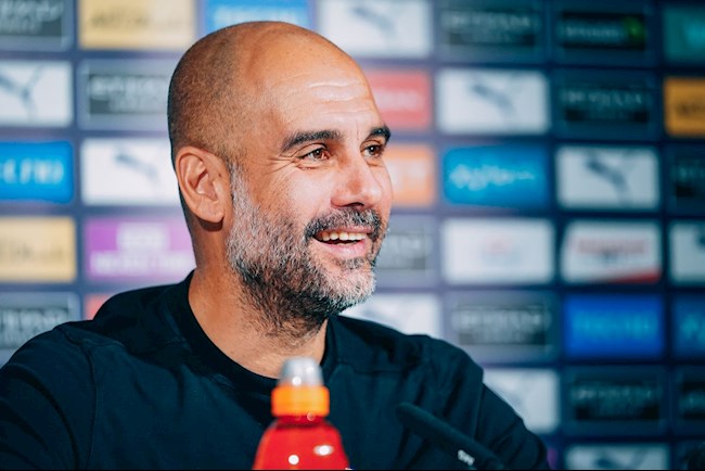 Thắng dễ Southampton, Pep vẫn nằng nặc đòi pen