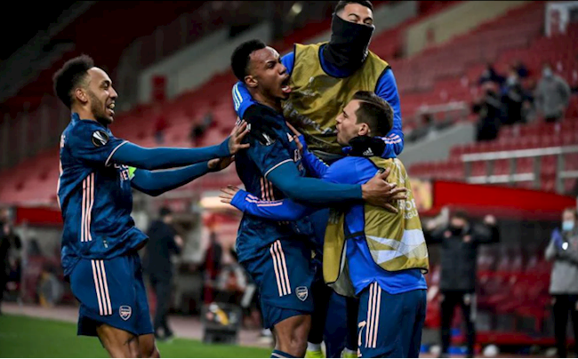 Martin Keown khen ngợi trung vệ Gabriel