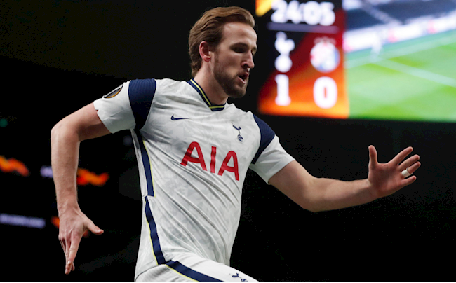 Harry Kane xứng đáng chơi cho Real hoặc Barca