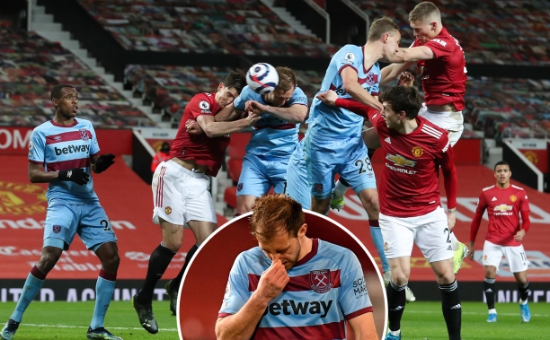 Craig Dawson và tình huống phản lưới nhà