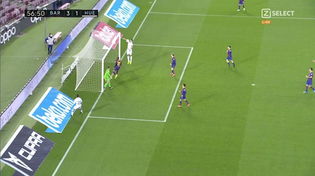 Pha bỏ lỡ của Rafa Mir