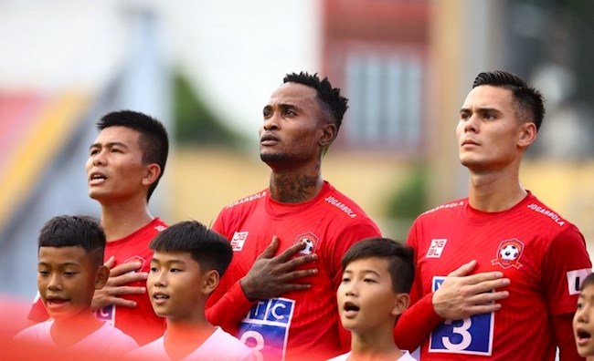 Fagan bất ngờ xuất hiện tại bản doanh Nam Định trước thềm đấu Viettel 1