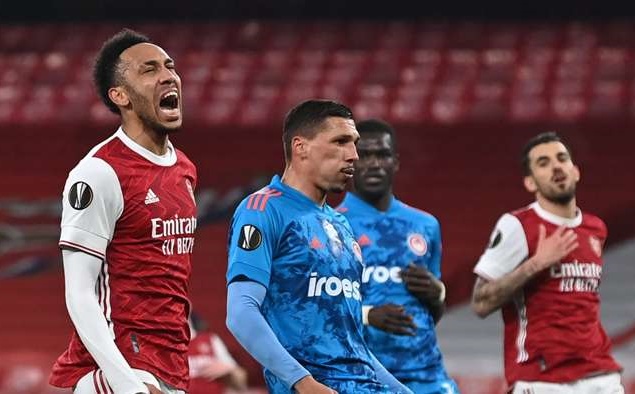 Leno: Arsenal sẽ trắng tay nếu đá như trận thua Olympiacos