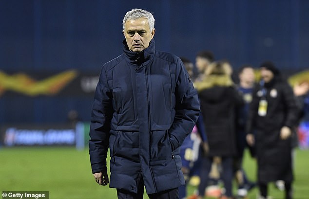 HLV Jose Mourinho nói gì sau thất bại sốc của Tottenham hình ảnh
