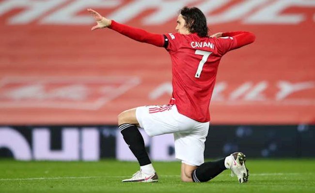 “MU cần một tiền đạo giống Cavani ở thời kỳ đỉnh cao!”