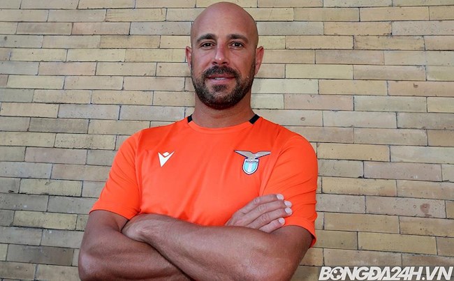 Tiểu sử thủ môn Pepe Reina - Quý ông Nam châm