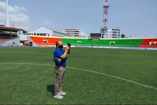 HLV Park Hang Seo tìm hiểu về mặt sân Quy Nhơn