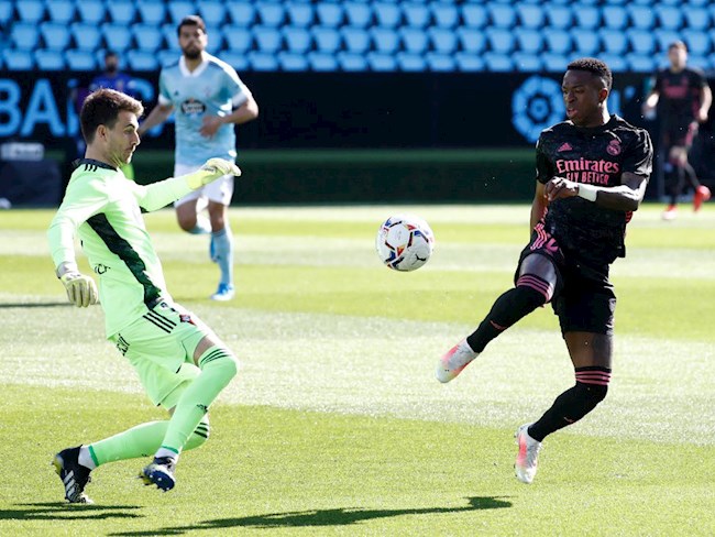 Vinicius Junior thì vẫn là sự khó hiểu trong cách giải quyết tình huống