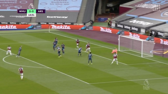 Jesse Ligard lập siêu phẩm rồi kiến tạo trước Arsenal trong 98 giây hình ảnh 2