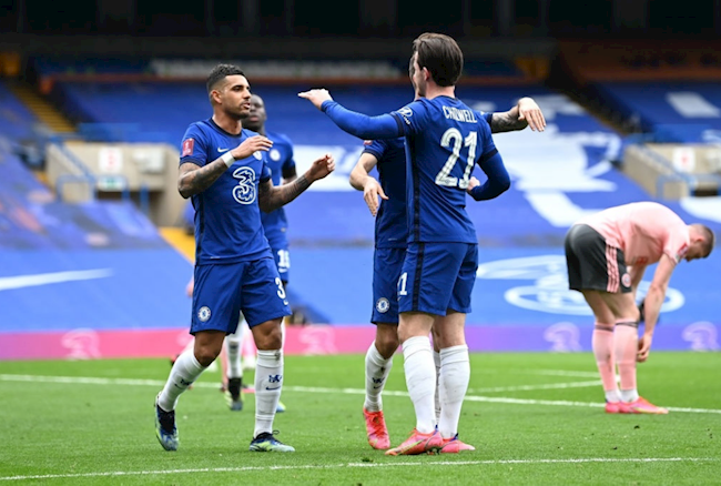 Chelsea vươn lên dẫn bàn từ tình huống đá phản của đối phương