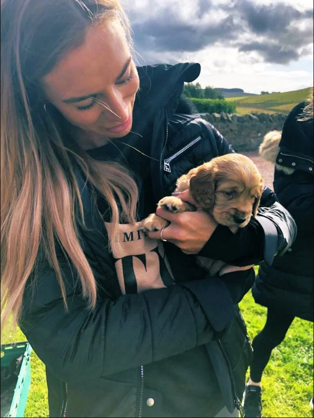 Ryan Giggs tranh giành… chú chó với bạn gái cũ hình ảnh