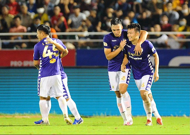 Trung vệ CLB Hà Nội tự tin trước cuộc chạm trán Lee Nguyễn hình ảnh