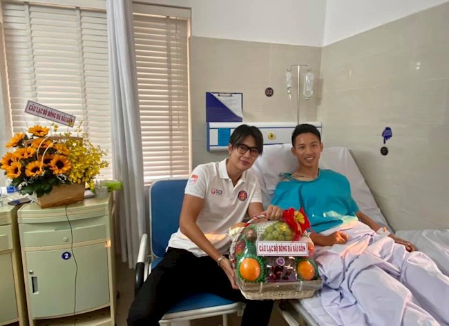 Bật cười trước hình ảnh mới nhất của Đỗ Hùng Dũng bên cạnh vợ hình ảnh 2