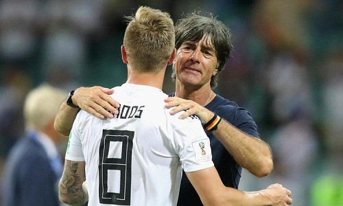 HLV Joachim Low lên tiếng về khả năng Toni Kroos bật bãi khỏi ĐT Đức