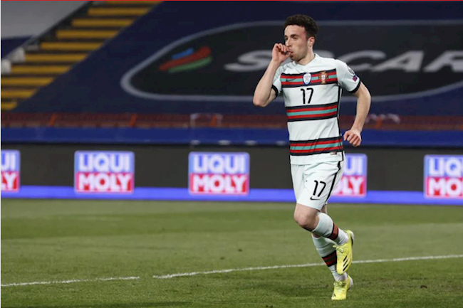 Serbia vs Bồ Đào Nha