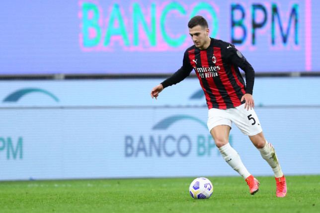 AC Milan chỉ muốn chi 12 triệu bảng cho Dalot