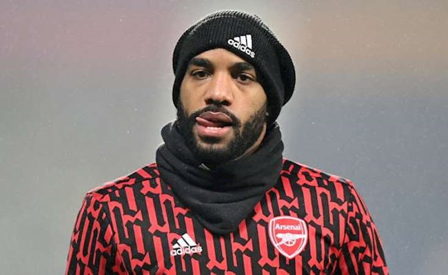 Arteta tiết lộ Arsenal đang tìm cách giữ chân Alexandre Lacazette hình ảnh