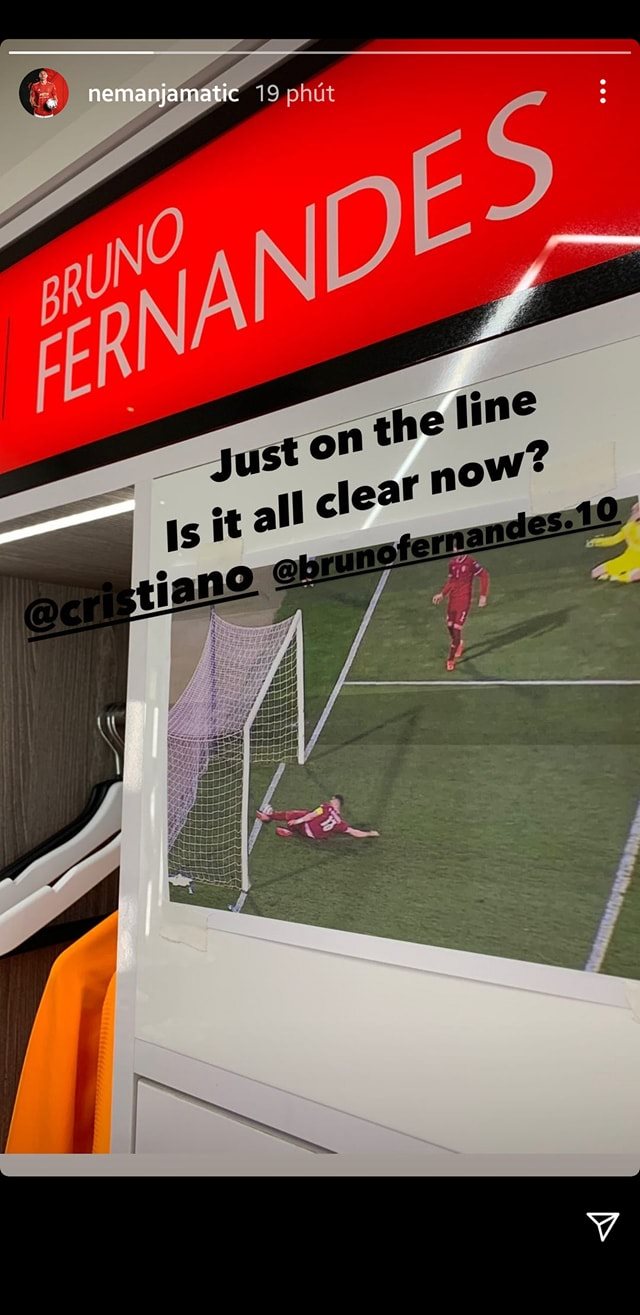 Bruno Fernandes bị đồng đội cà khịa ngay tại MU hình ảnh