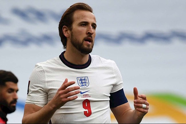HLV Southgate tuyên chiến Mourinho vì Harry Kane
